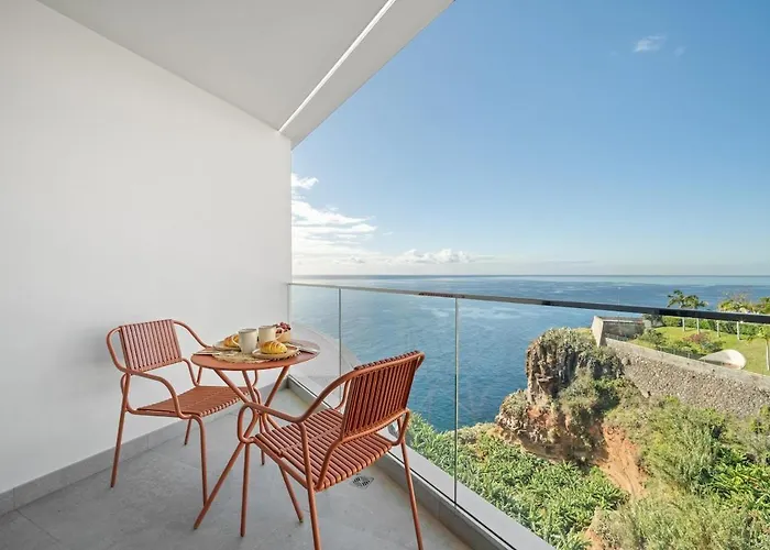 Peace Haven Iii 카메라데로보스