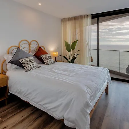 Peace Haven Iii Camara de Lobos