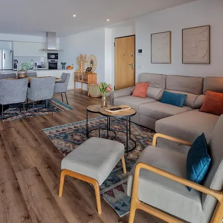 Peace Haven Iii * Camara de Lobos